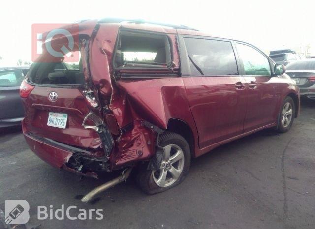 تويوتا سيينا